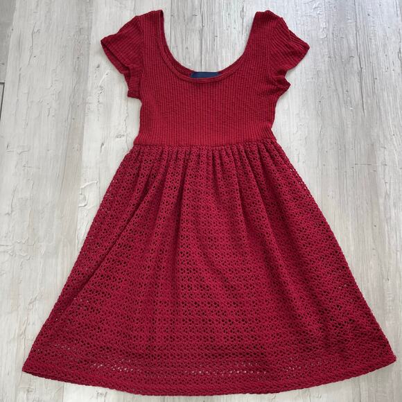 Blue Rain Short Sleeve Fit Flare Crochet Knit Lined Soft Knee Length Dress - Picture 3 of 8